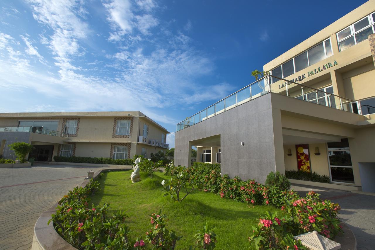 Landmark Pallavaa Beach Resorts Mamallapuram Exterior foto