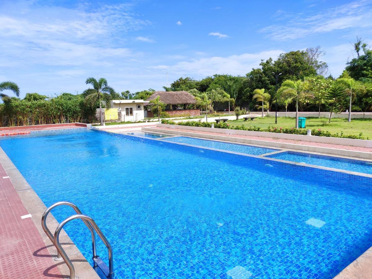 Landmark Pallavaa Beach Resorts Mamallapuram Exterior foto